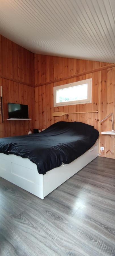 Chalet Du Bonheur - La Jenny Naturist Area Le Porge Esterno foto